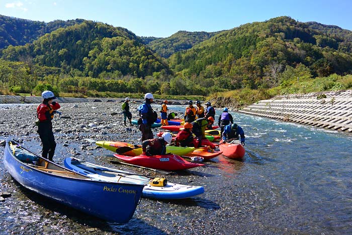 沙流川アッパーのダウンリバー