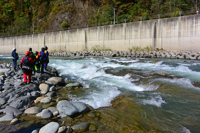 沙流川アッパーのダウンリバー