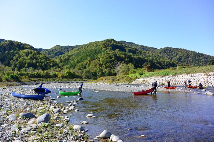 沙流川アッパーのダウンリバー