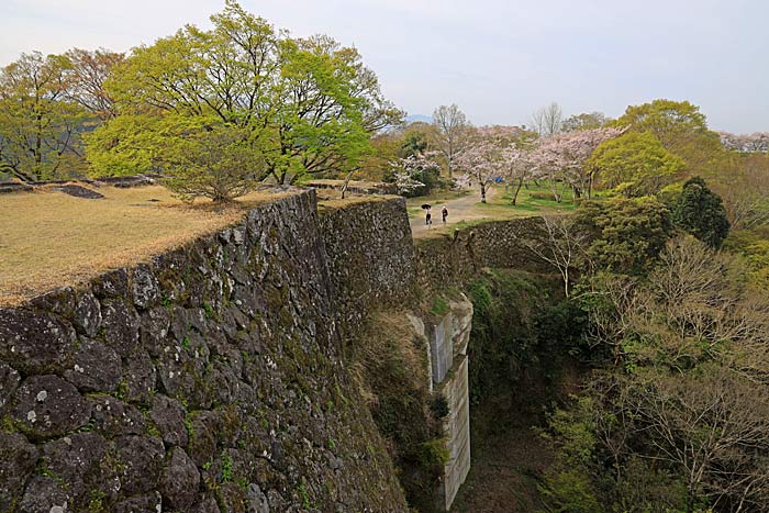 岡城跡