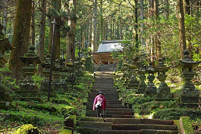 上色見熊野座神社