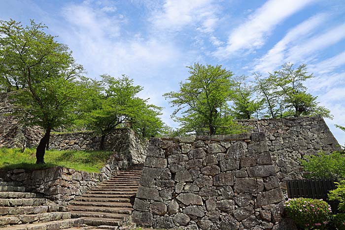 津山城址