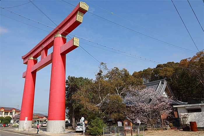 自凝(おのころ)島神社