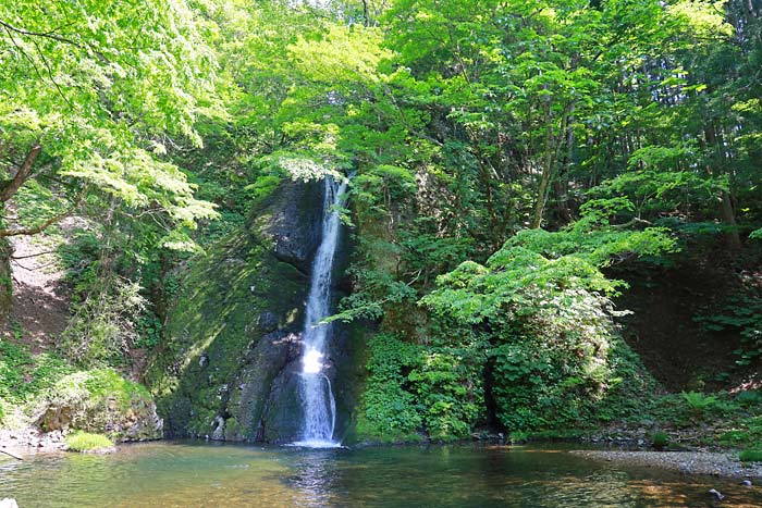 峨瓏の滝