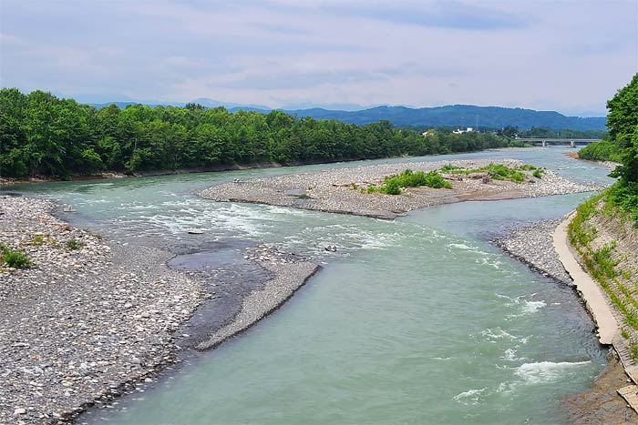 歴舟川の川旅