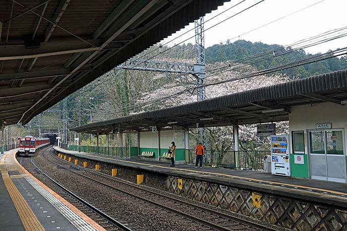 室生口大野駅