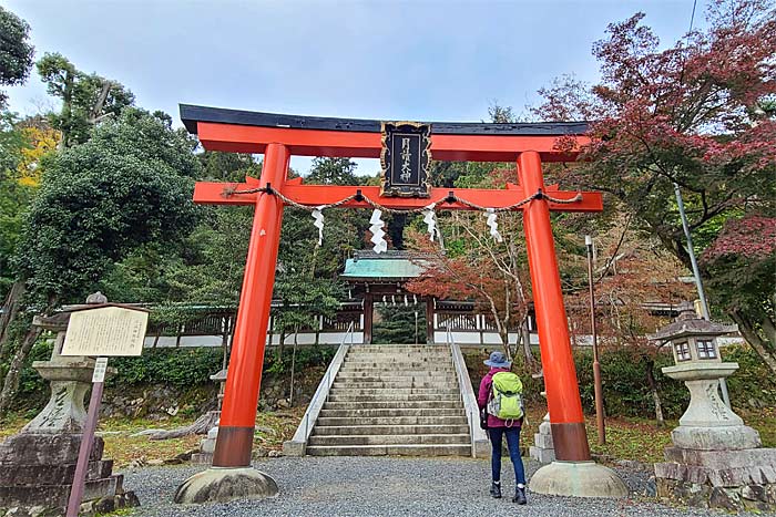 月読神社