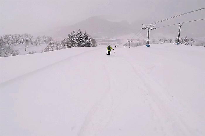 マウントレースイスキー場