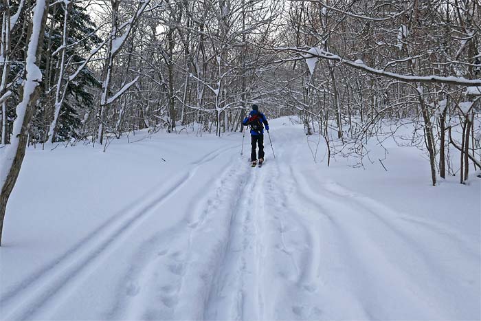 塩谷丸山で山スキー