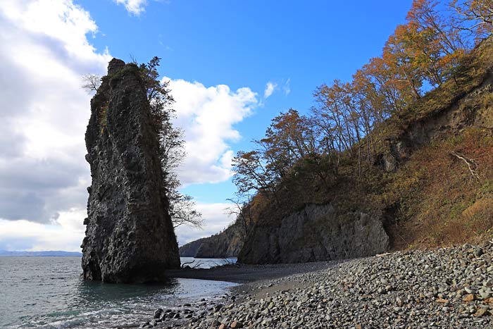 美利加浜の立岩(オアラピヌイ)