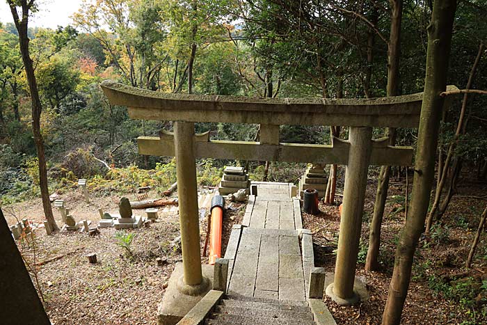 大岩山神社